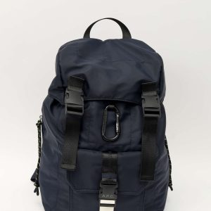 A.P.C. Treck