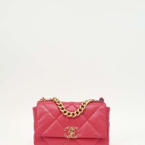 Chanel 19