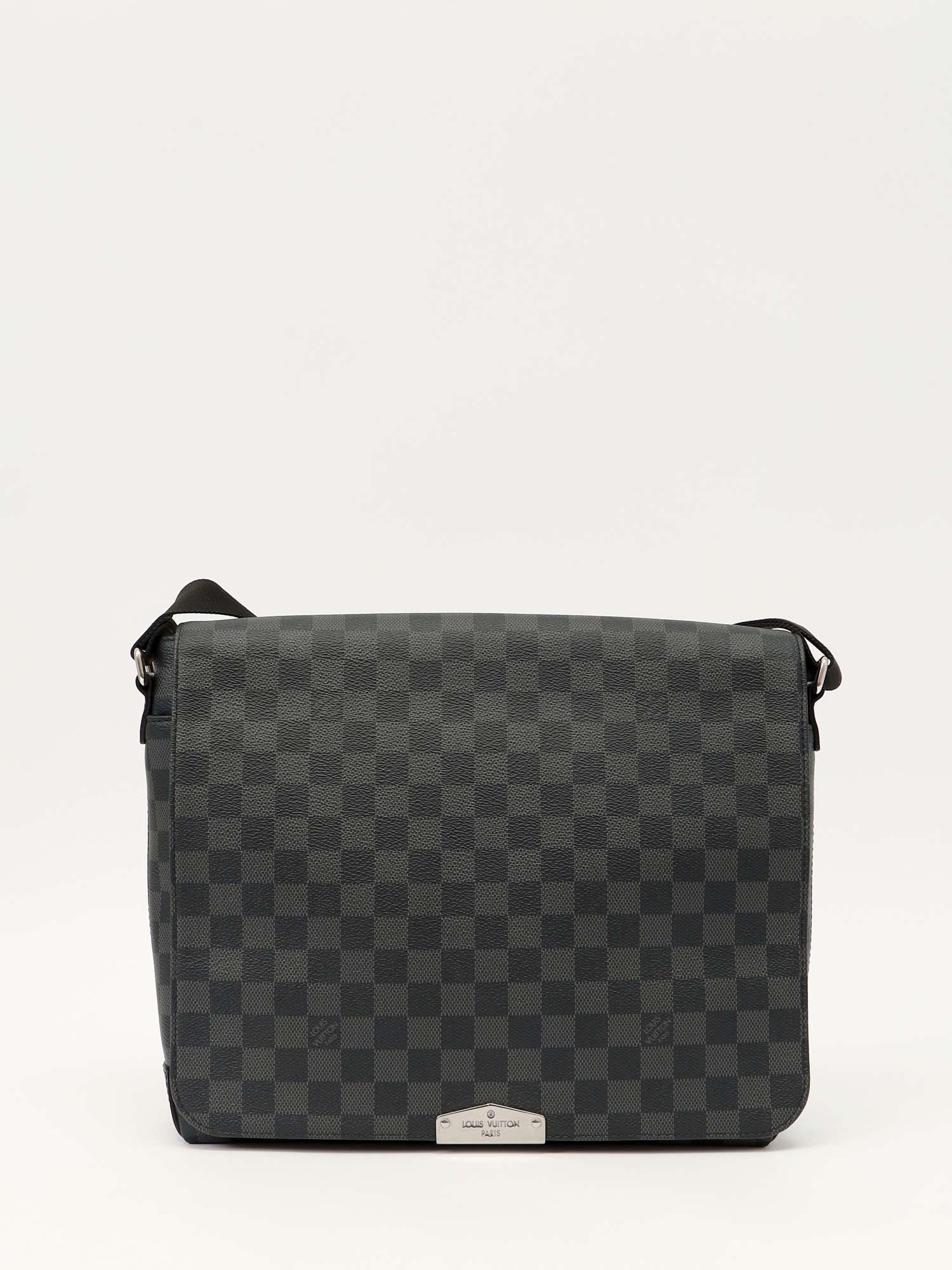 Louis Vuitton District