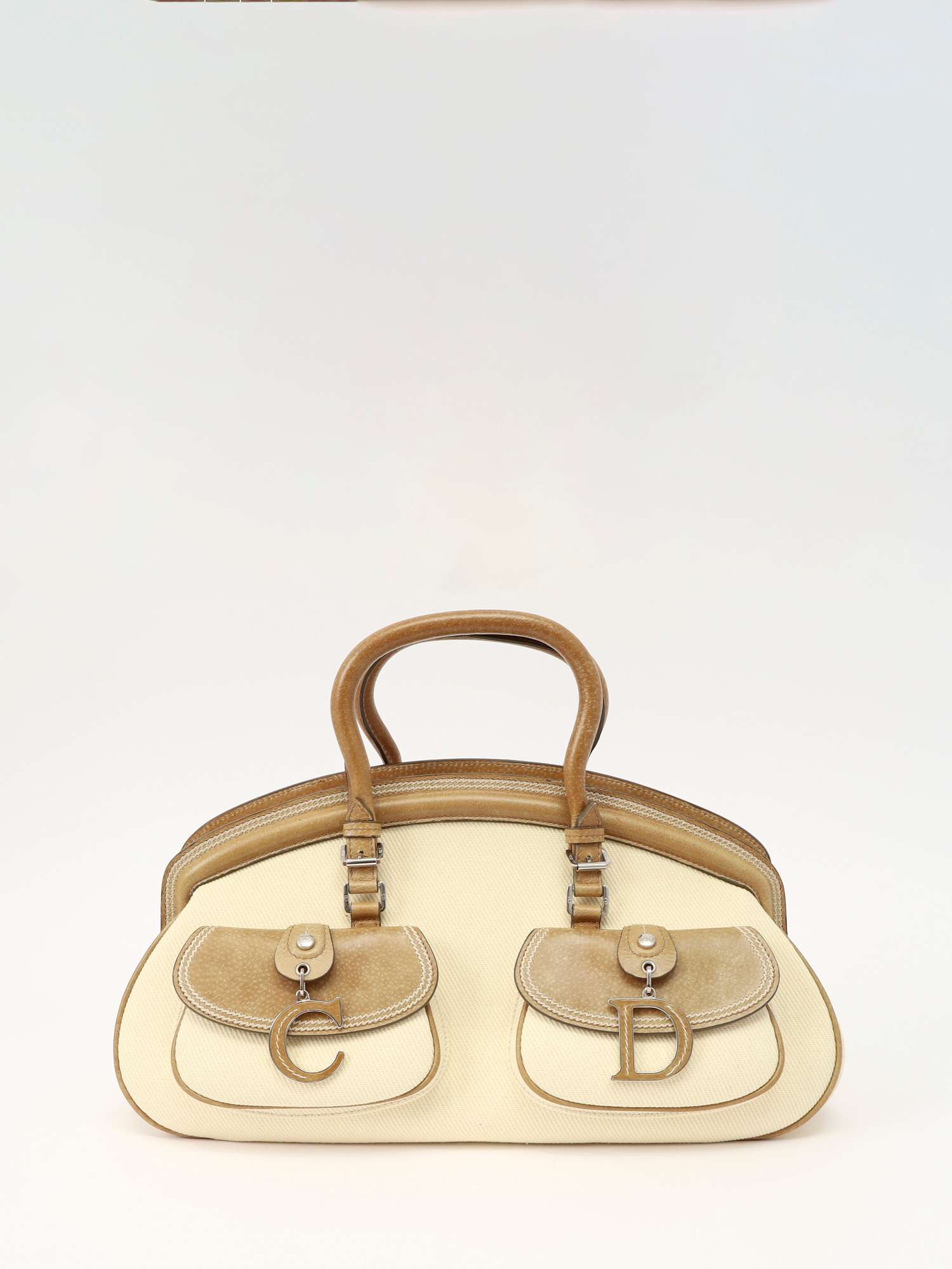 Dior Detective