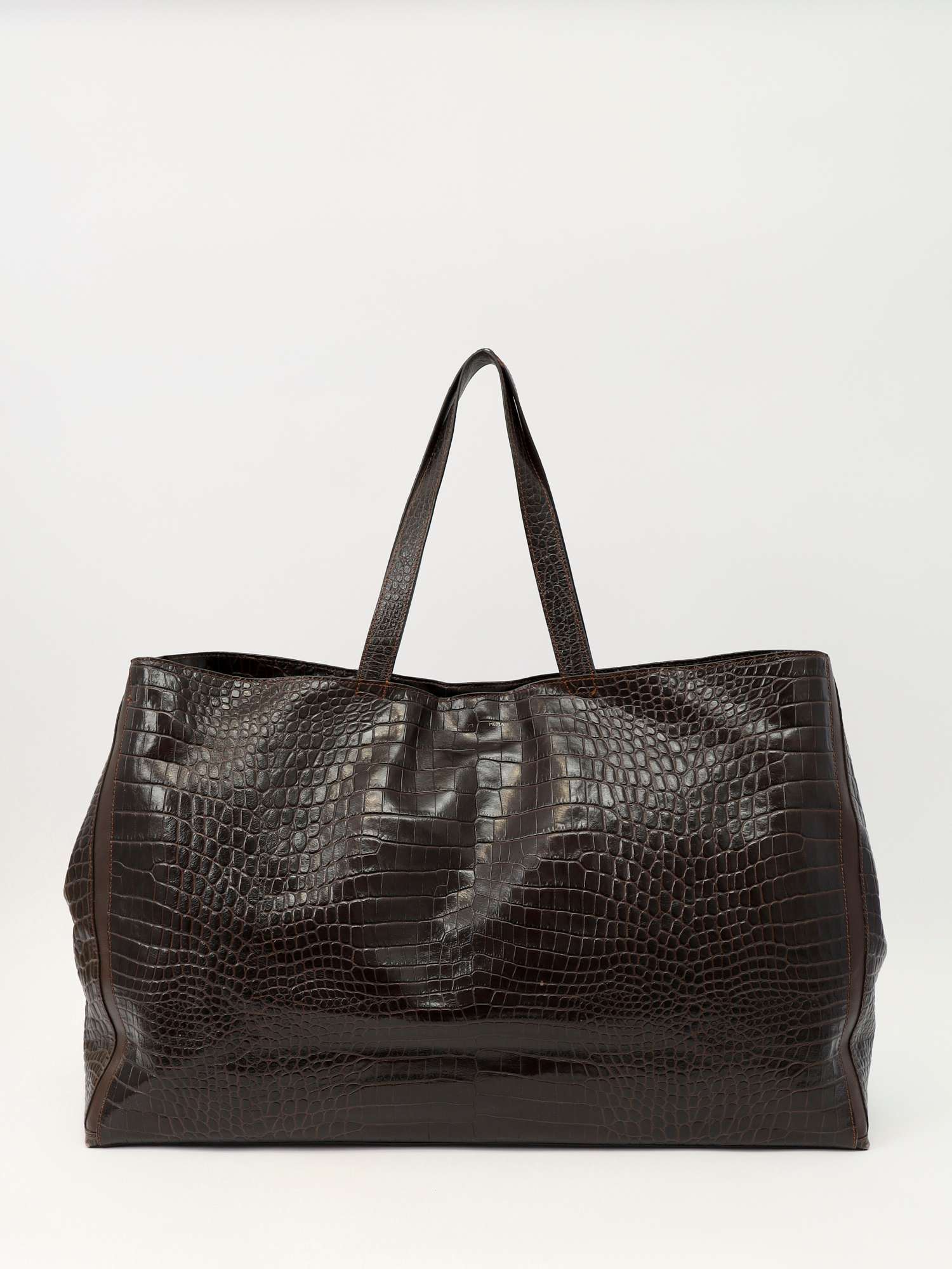 Peter Do x Medea Laundry