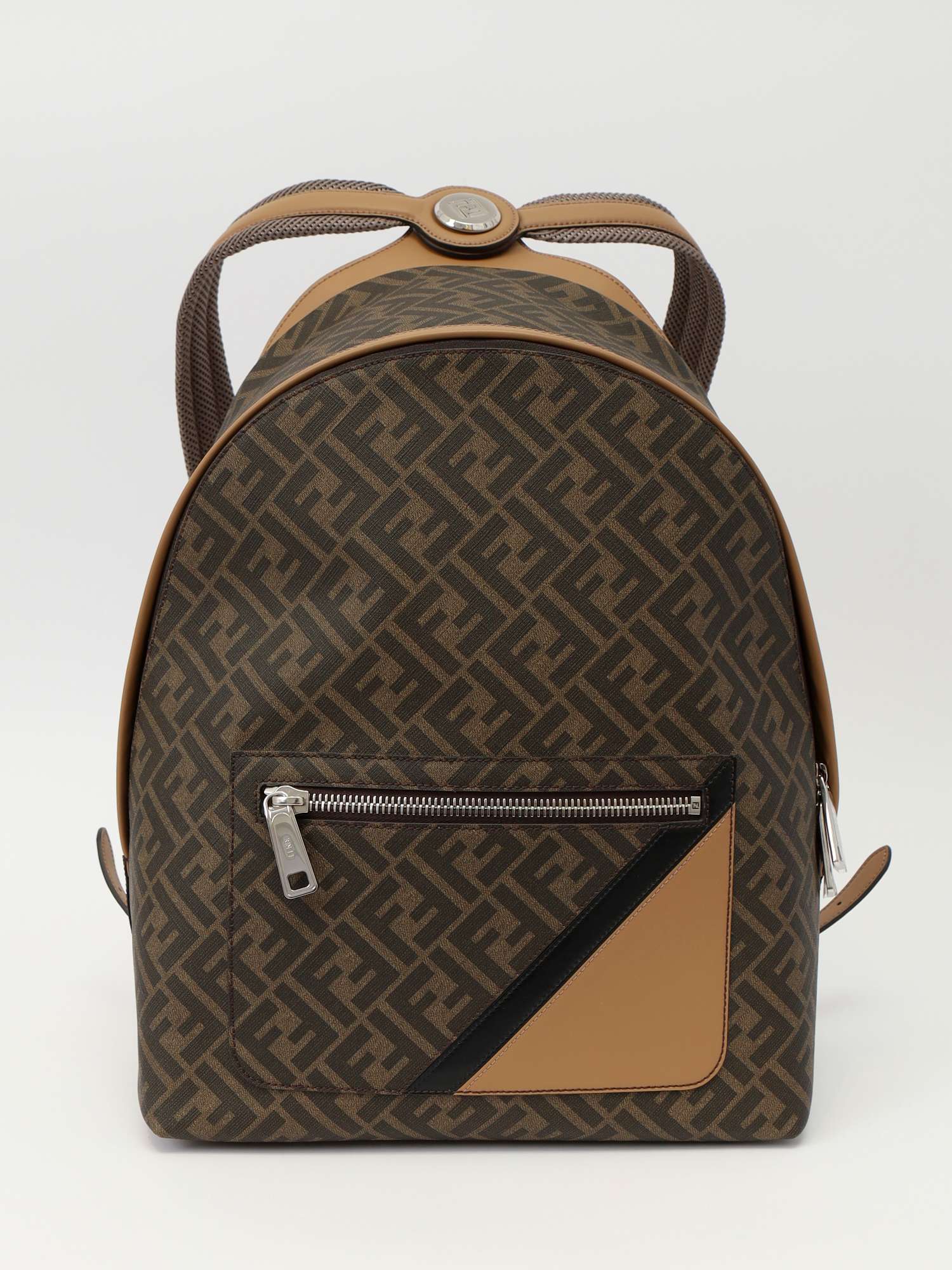 Fendi Chiodo