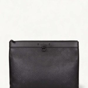 Louis Vuitton Discovery Pochette