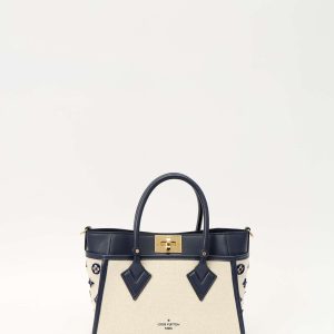 Louis Vuitton On My Side