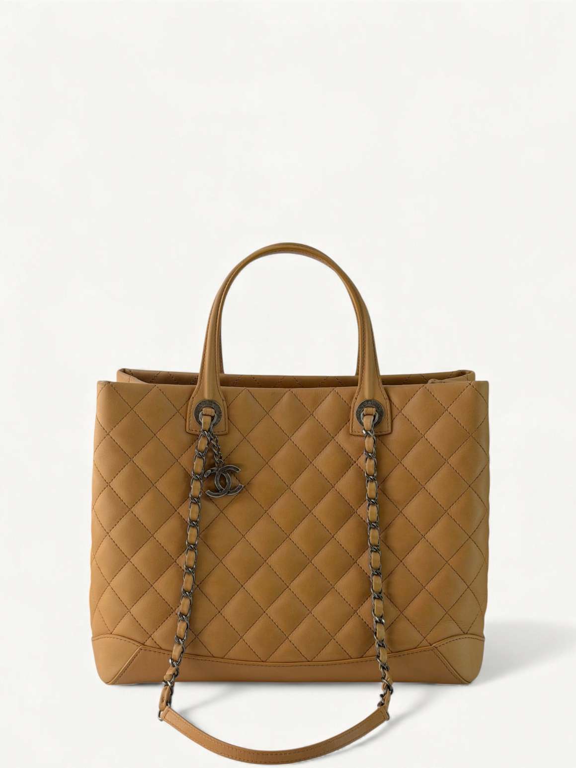 Chanel Easy