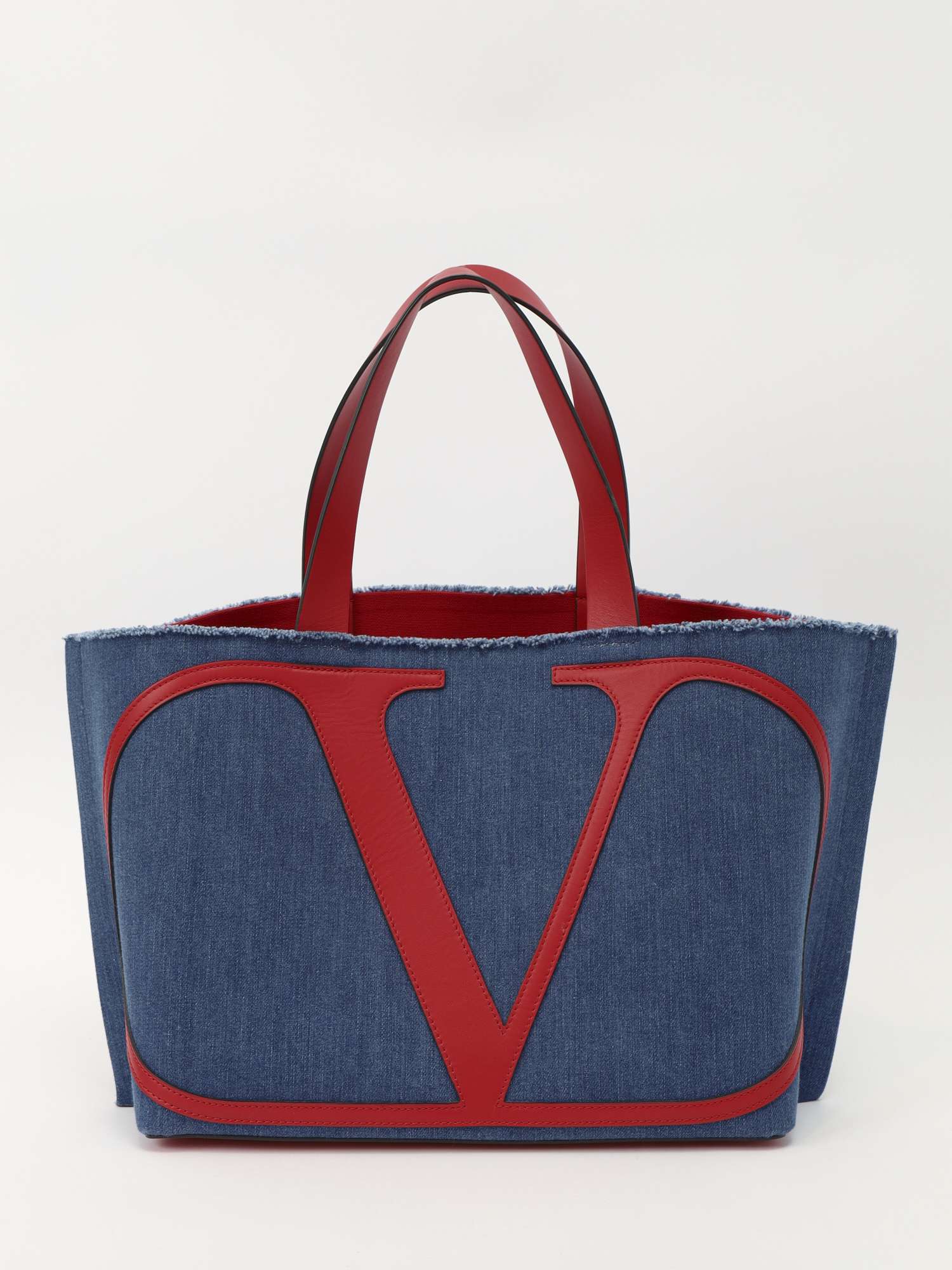 Valentino Go Logo